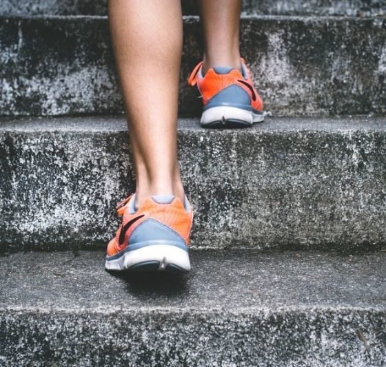 Penjanje stepenicama: Kako izvući najviše koristi za liniju i zdravlje?